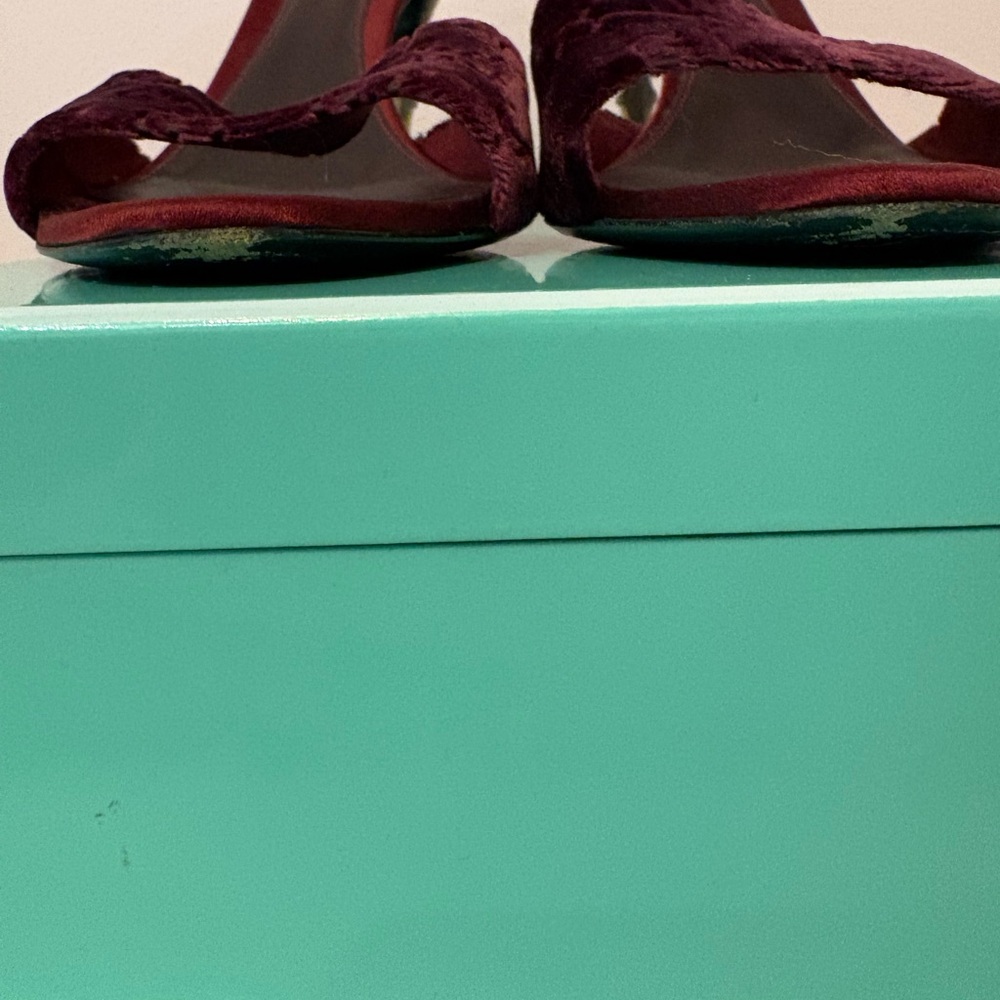 Gucci Burgundy Velvet Mules - Picture 5 of 15